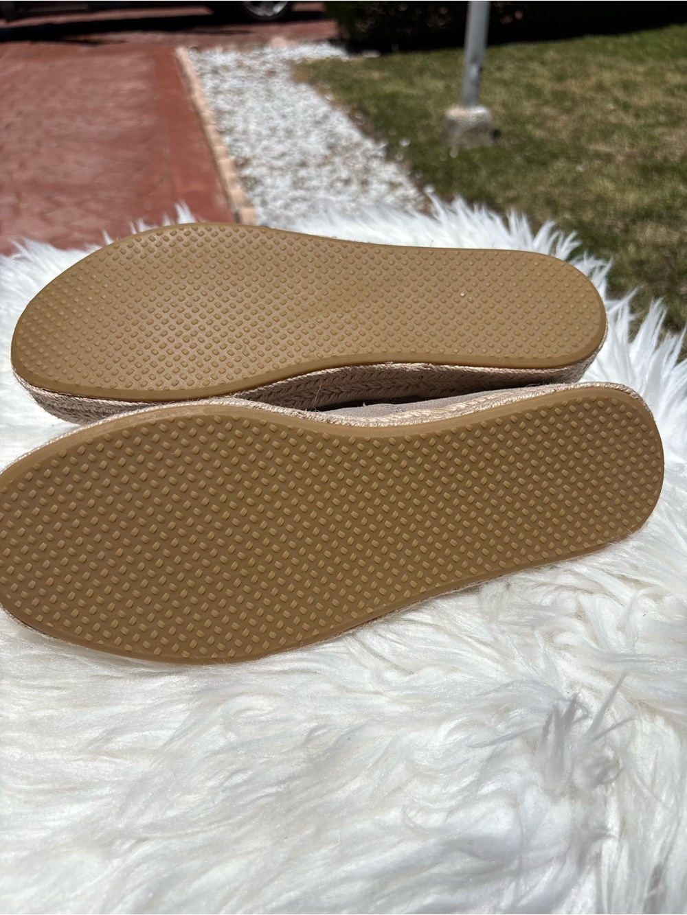 Toms Dune Suede Carolina Lace Up Platform Slip-Ons with Cream Ribbon Laces - Picture 5 of 6